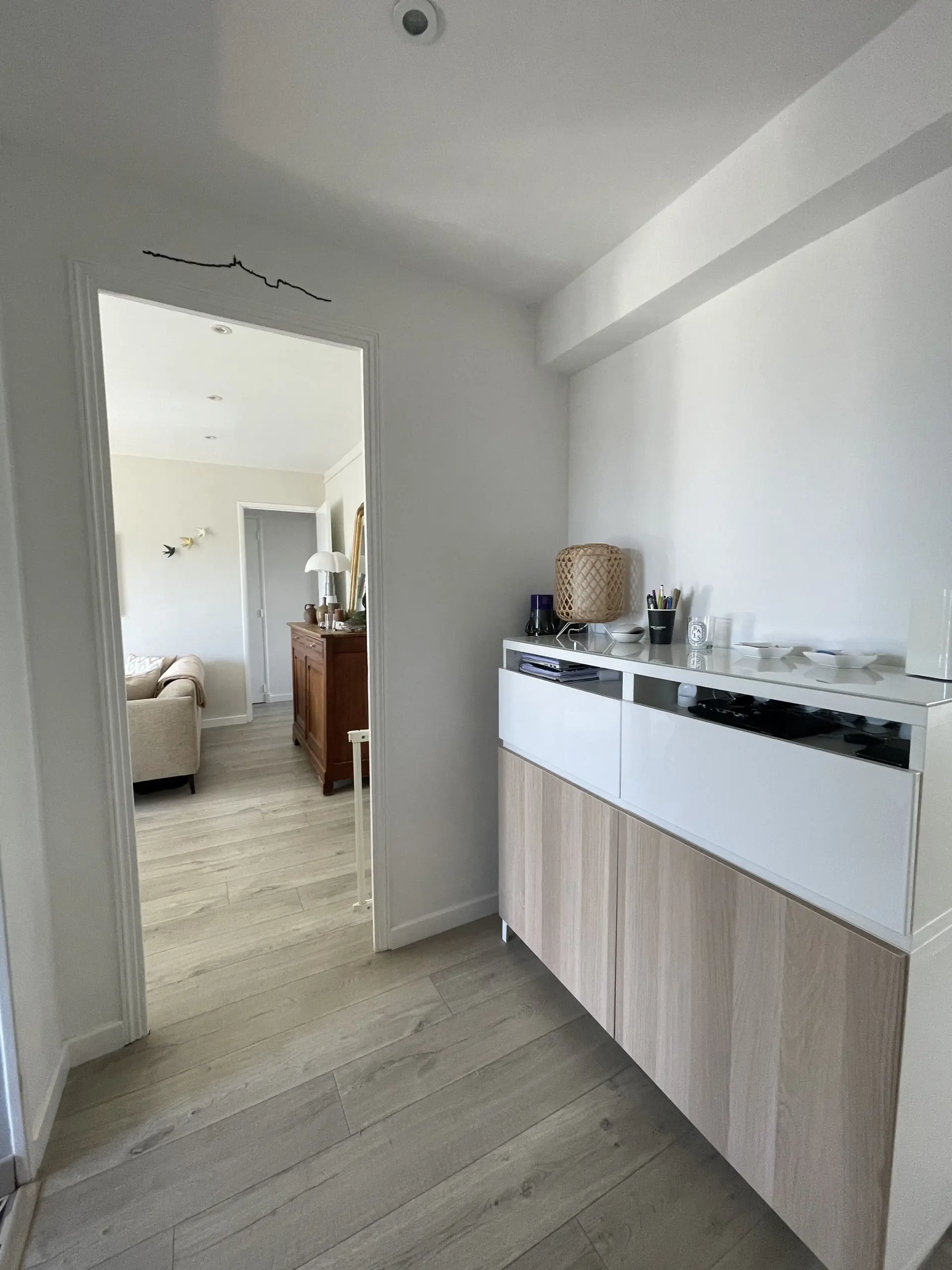 Appartement T4 à vendre à Sainte-Anne, Marseille 8e - Vue dégagée et confort moderne 