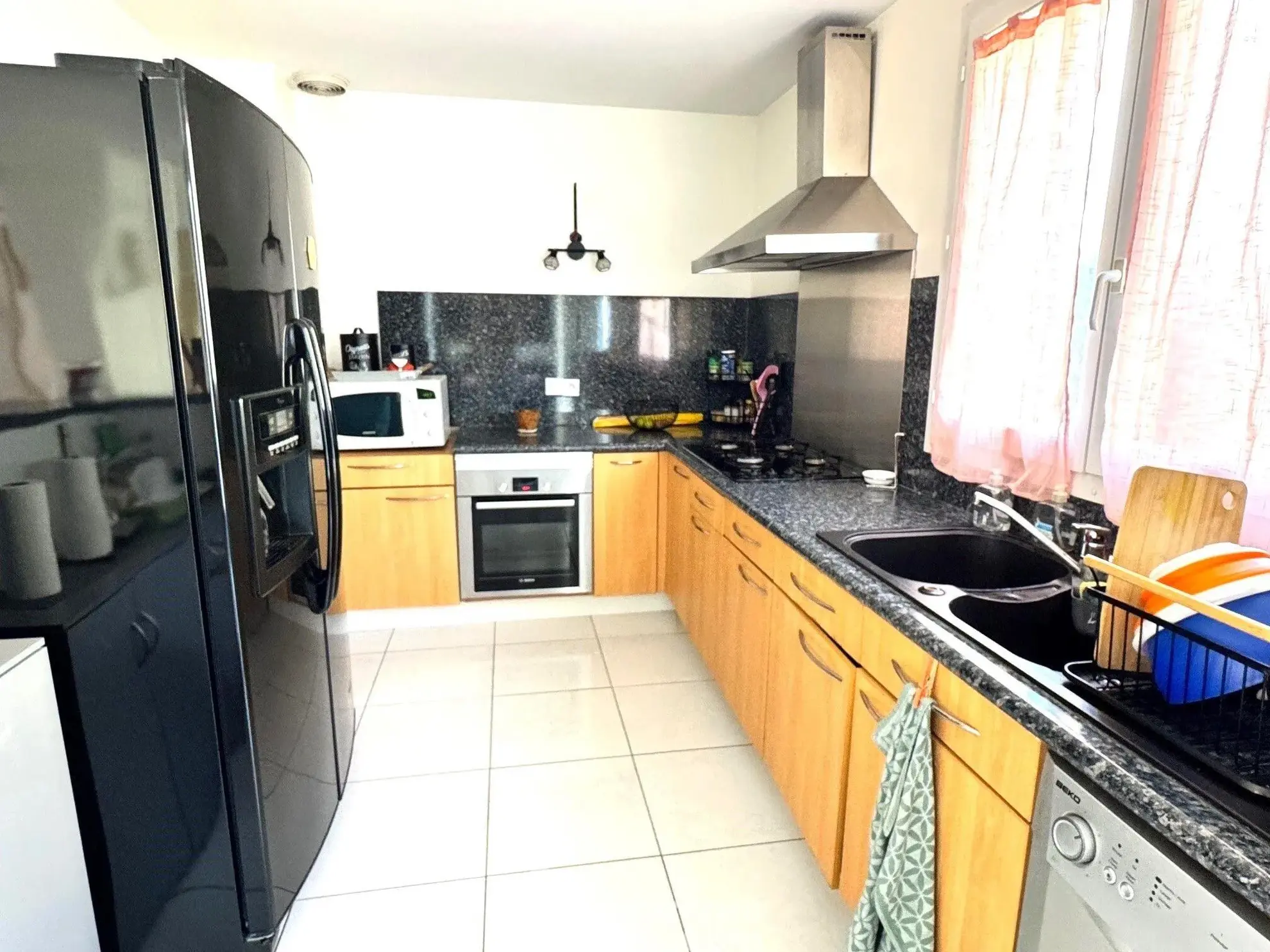 Maison de 89 m² à Villabé avec jardin, combles aménagés et panneaux solaires 