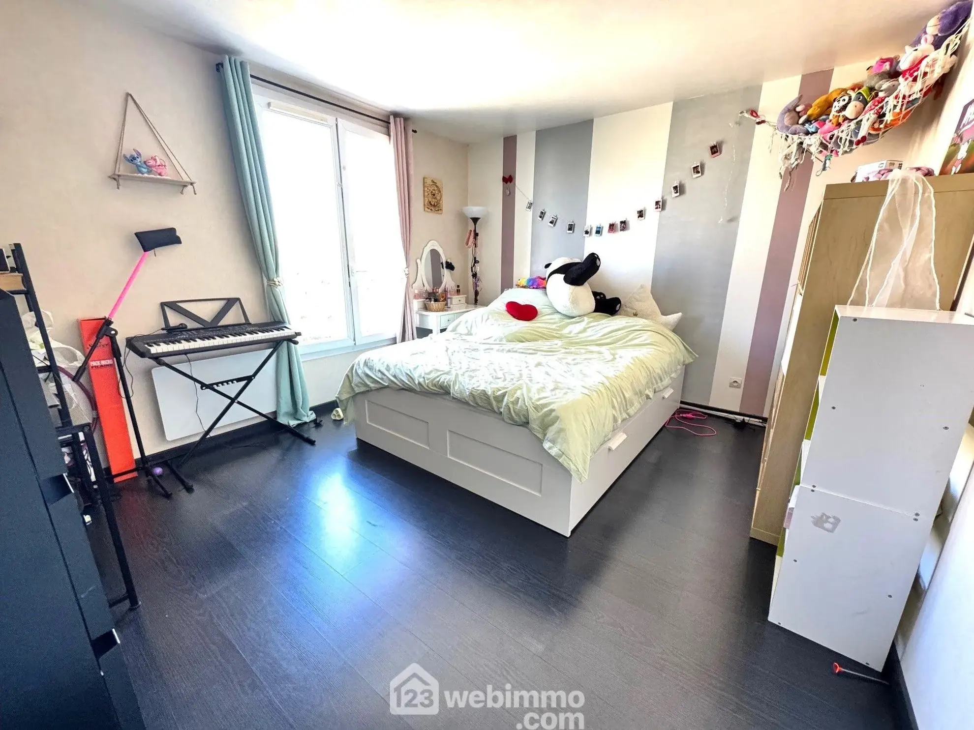Maison de 89 m² à Villabé avec jardin, combles aménagés et panneaux solaires 