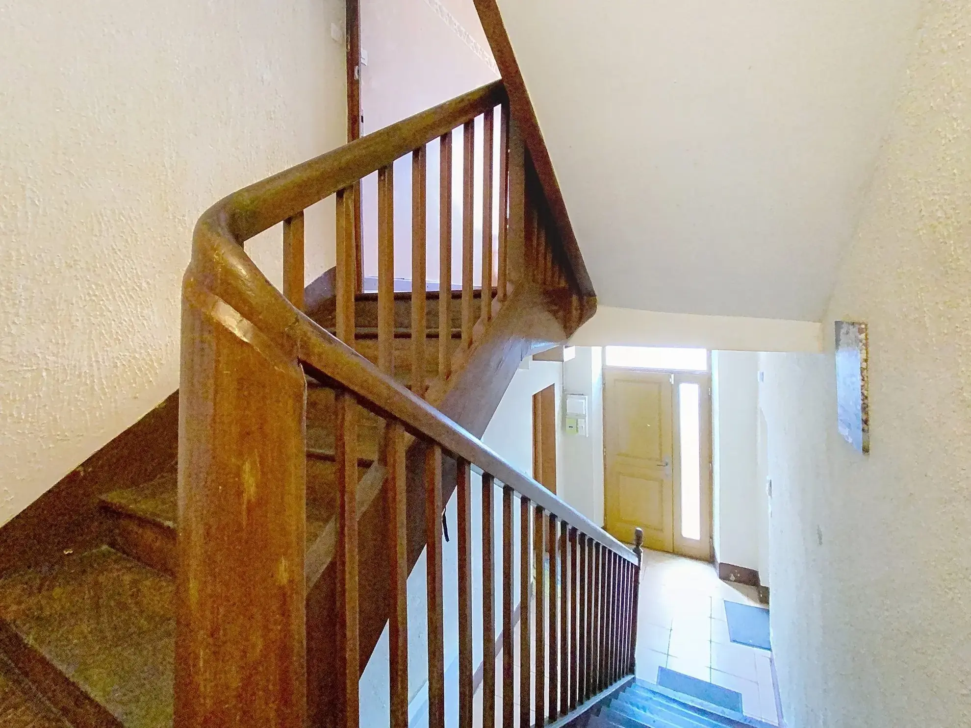 Maison à vendre à Saint-Benoît-de-Carmaux, 100 m² avec jardin et terrasse 