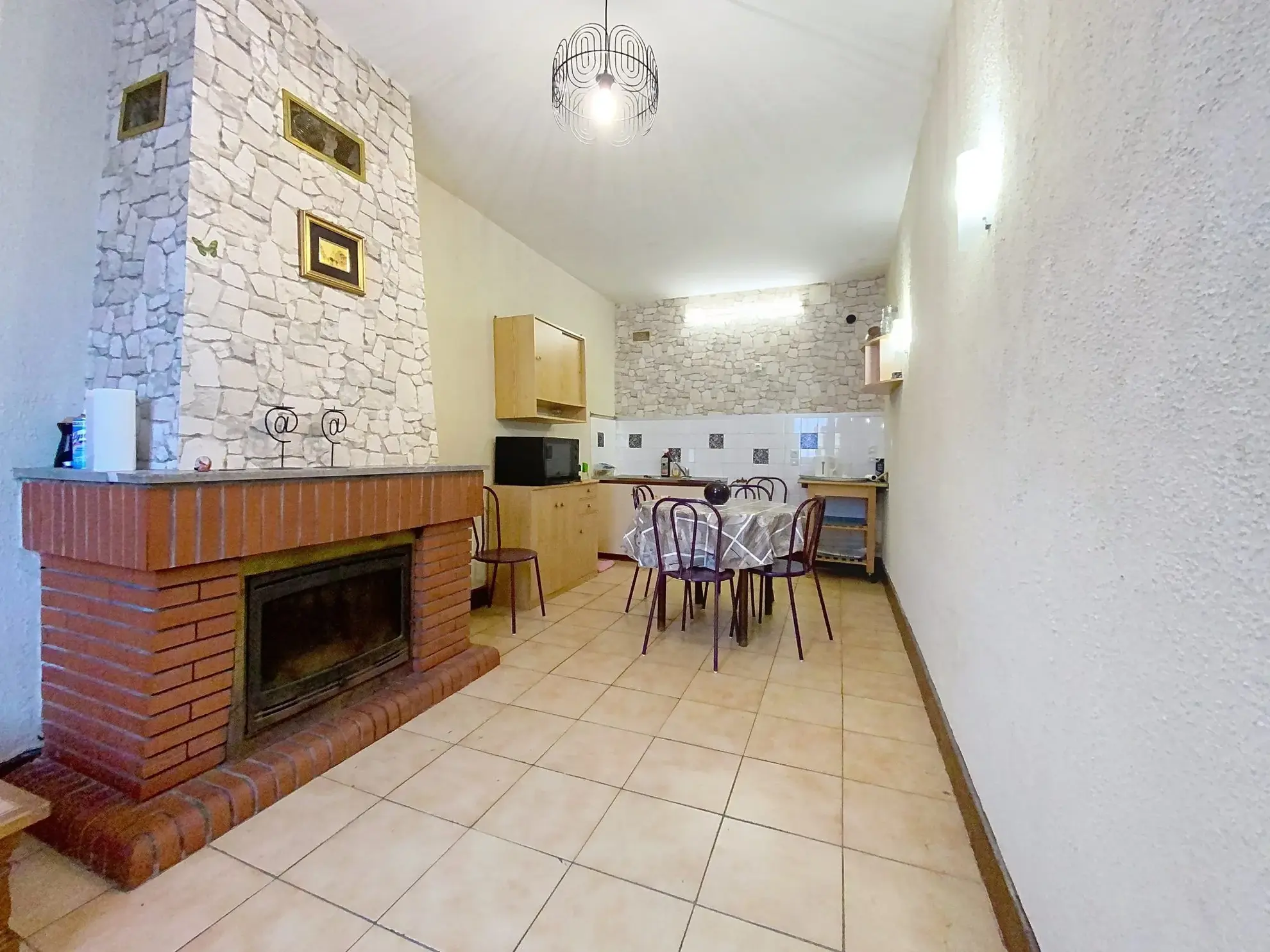Maison à vendre à Saint-Benoît-de-Carmaux, 100 m² avec jardin et terrasse 