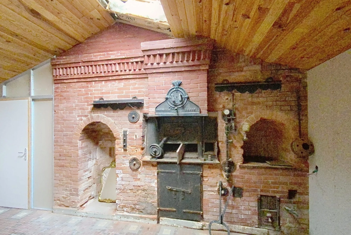 Maison à vendre à Saint-Benoît-de-Carmaux, 100 m² avec jardin et terrasse 