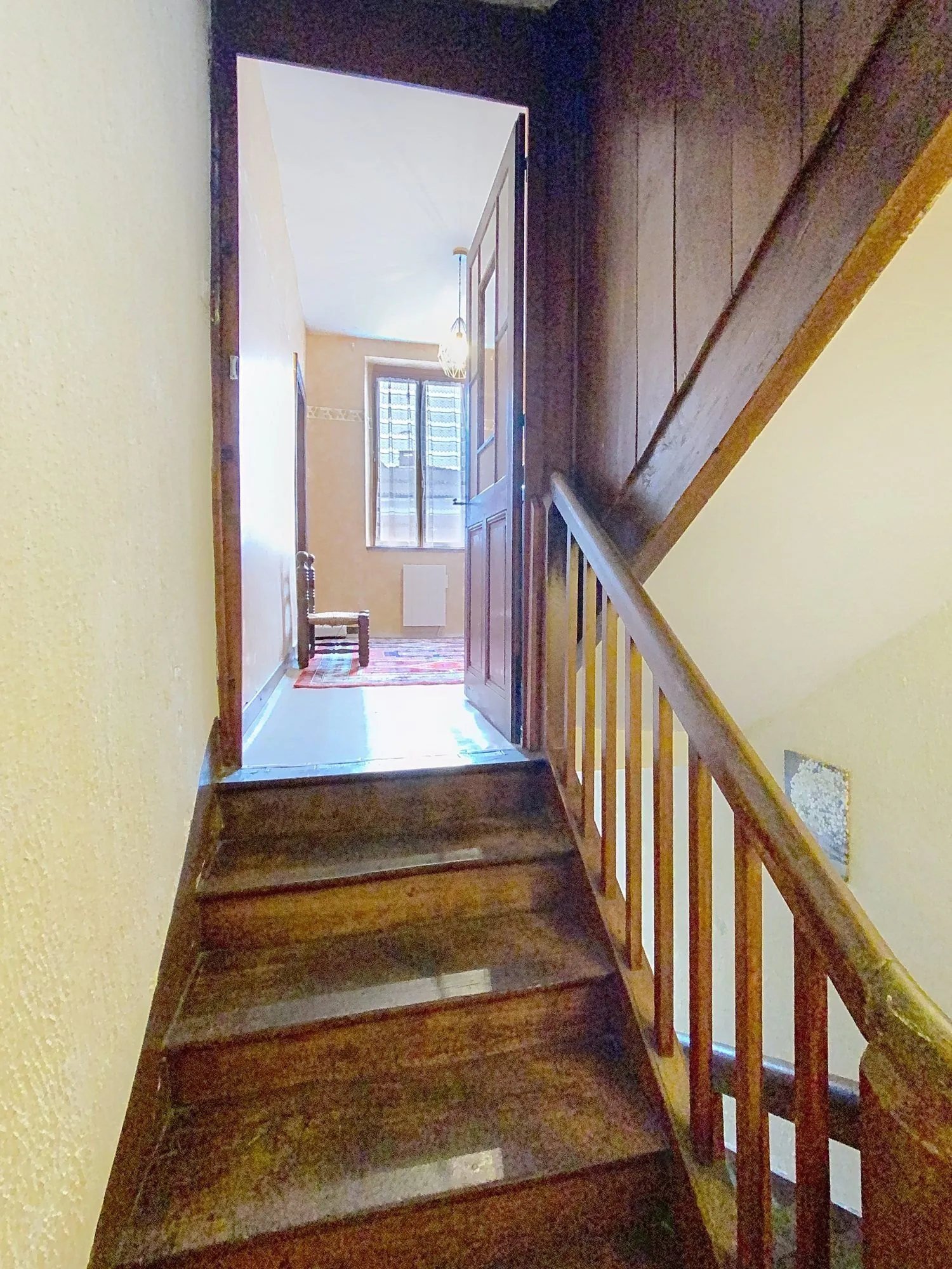 Maison à vendre à Saint-Benoît-de-Carmaux, 100 m² avec jardin et terrasse 