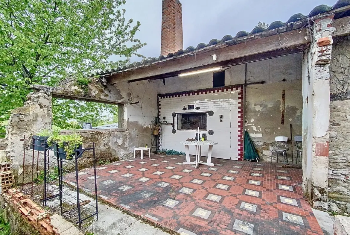Maison à vendre à Saint-Benoît-de-Carmaux, 100 m² avec jardin et terrasse 