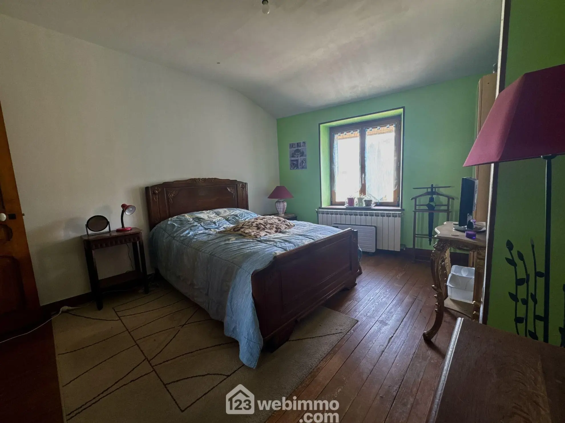 Maison 138 m² à Lacroix-sur-Meuse avec jardin, garage et proximité commerces 