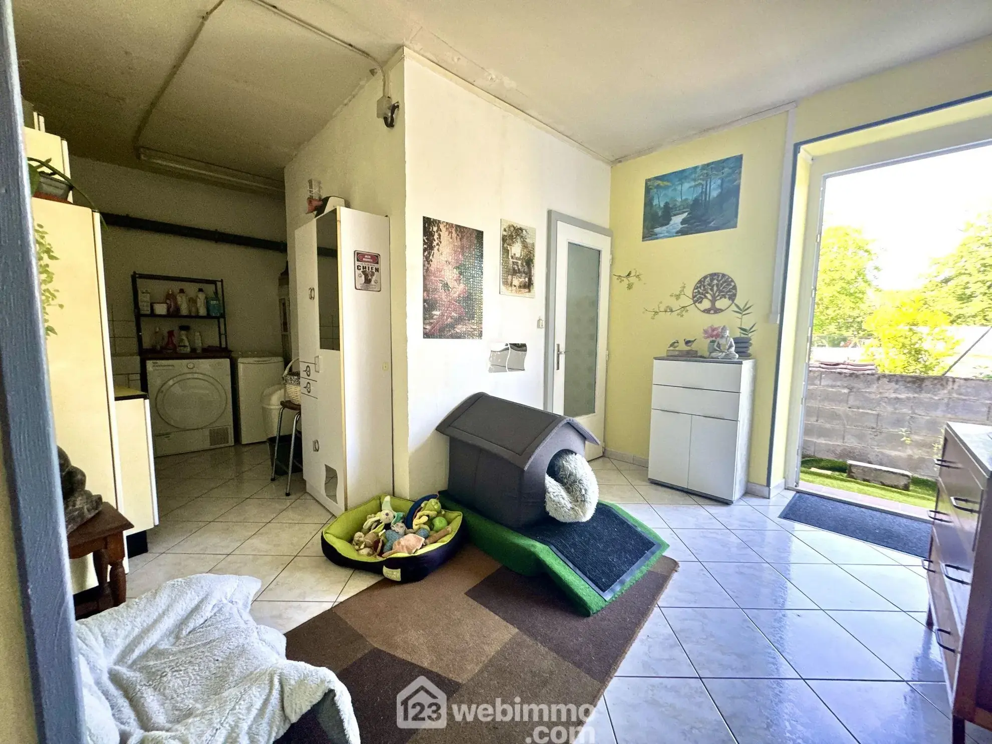 Maison 138 m² à Lacroix-sur-Meuse avec jardin, garage et proximité commerces 