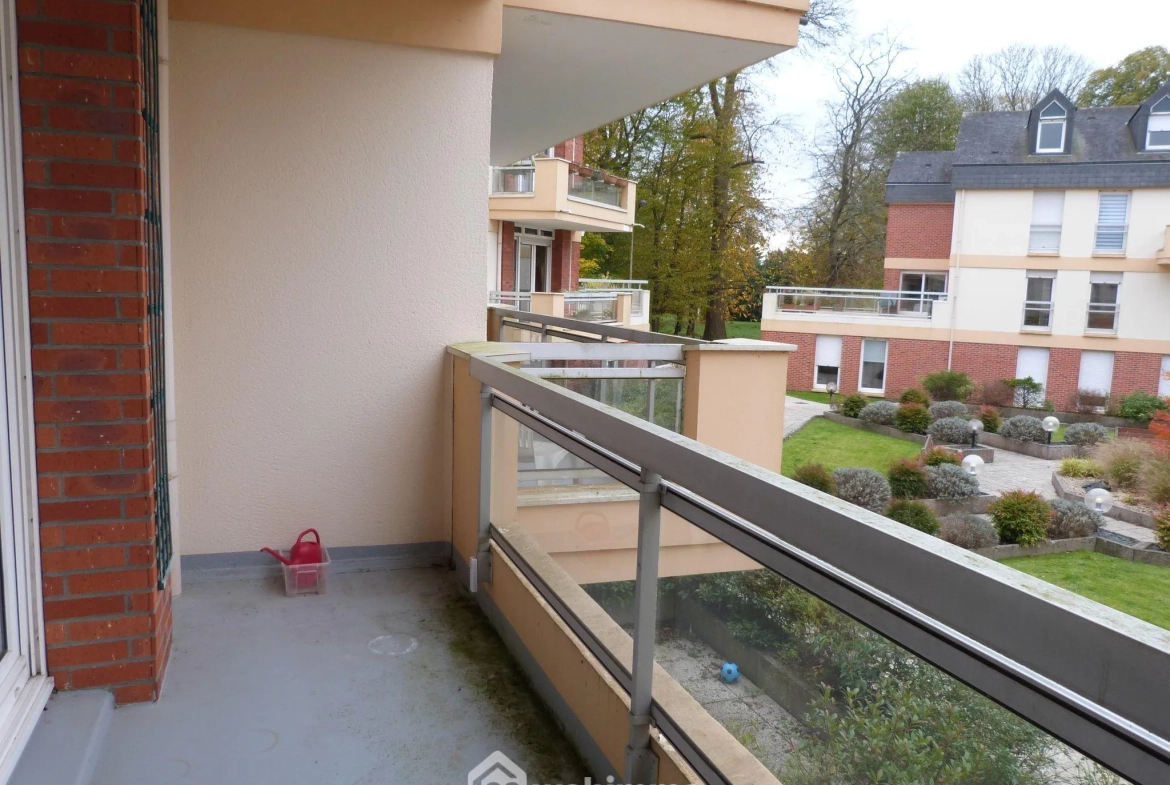 Appartement 92m² à Mont-Saint-Aignan avec balcon et parking en résidence sécurisée 