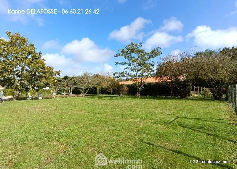 Maison à vendre de 120 m² avec jardin et rénovation récente à Aubigny-Les Clouzeaux 