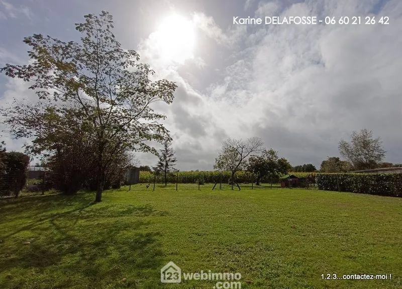 Maison à vendre de 120 m² avec jardin et rénovation récente à Aubigny-Les Clouzeaux 