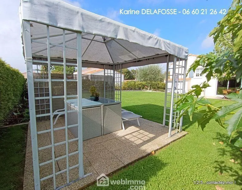 Maison à vendre de 120 m² avec jardin et rénovation récente à Aubigny-Les Clouzeaux 