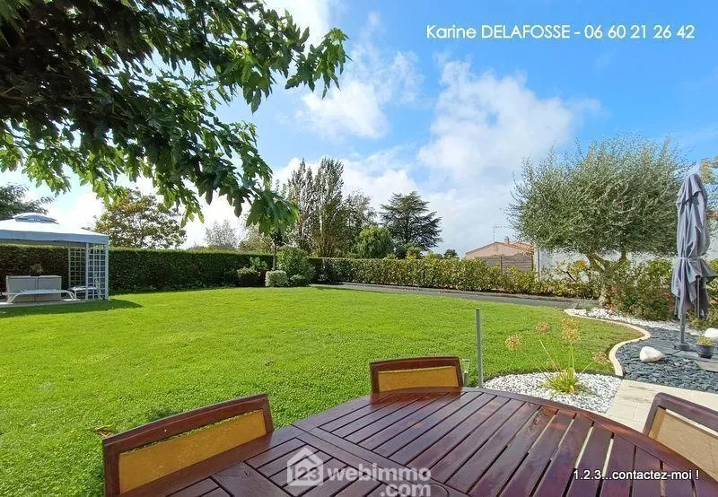 Maison à vendre de 120 m² avec jardin et rénovation récente à Aubigny-Les Clouzeaux 