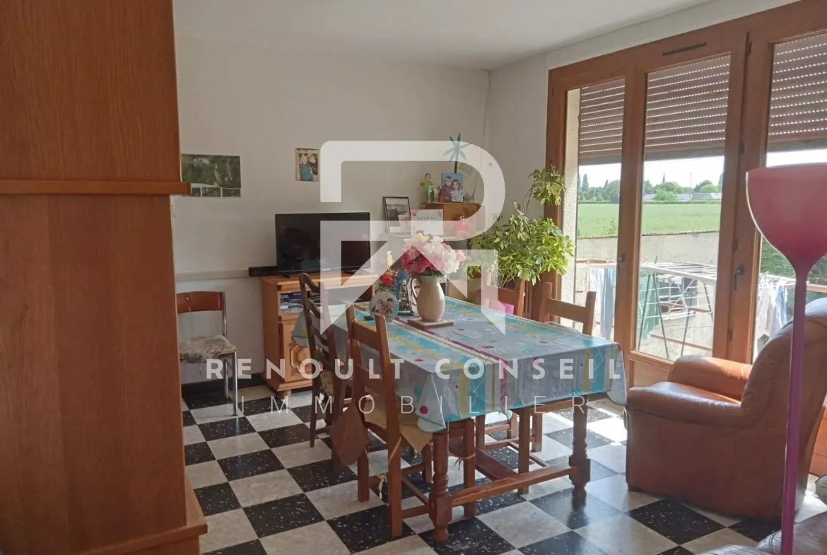 Maison à Au Noyer en Ouche - 75 m², 4 chambres, terrain clôturé, à rafraîchir 