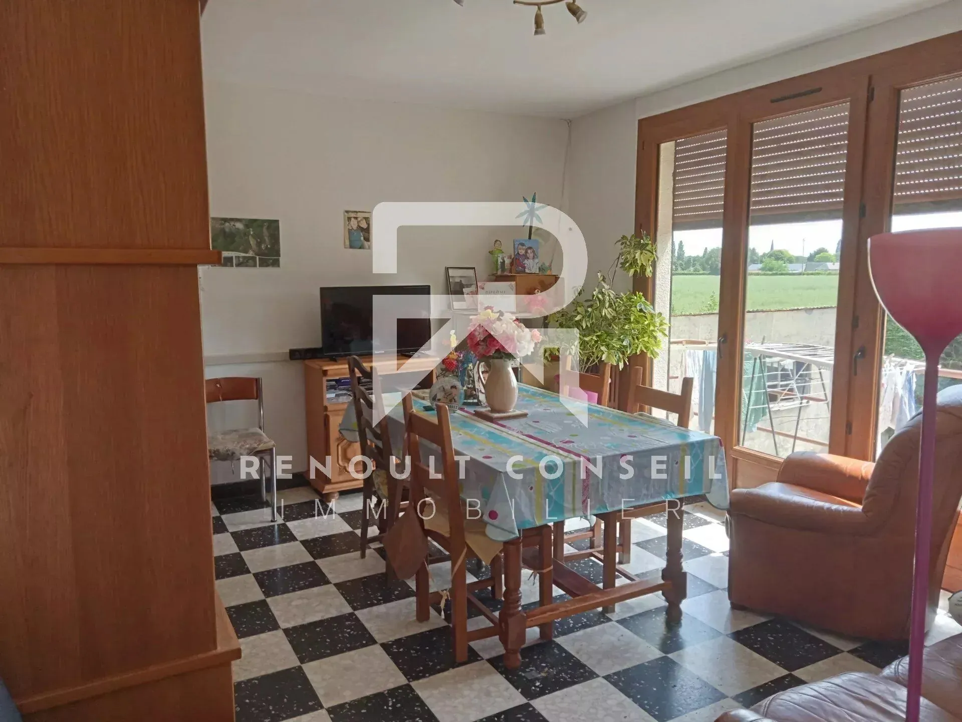 Maison à Au Noyer en Ouche - 75 m², 4 chambres, terrain clôturé, à rafraîchir 