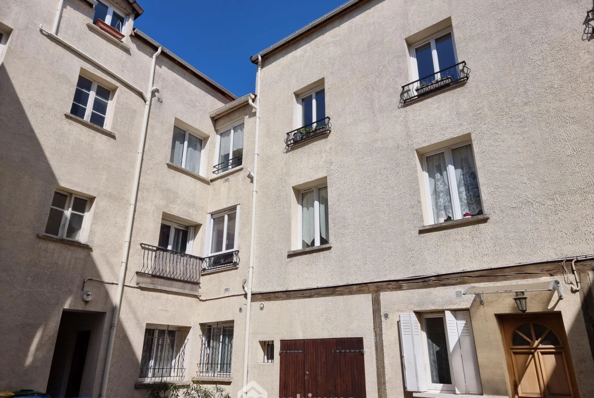 Appartement 2 pièces à vendre à Choisy-le-Roi – 21,34 m² à rénover 