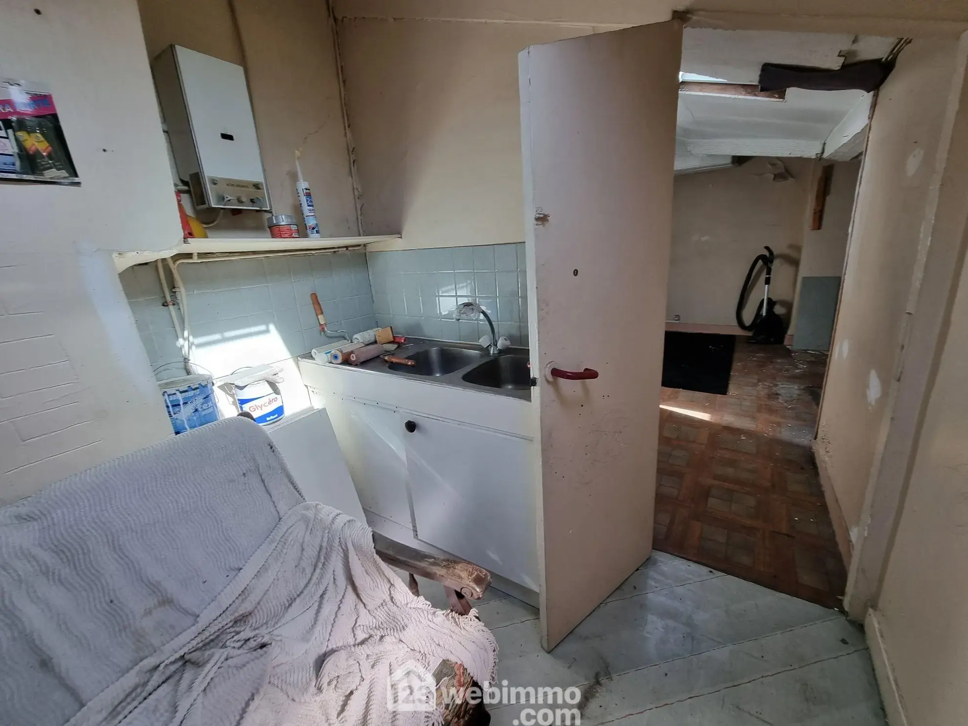 Appartement 2 pièces à vendre à Choisy-le-Roi – 21,34 m² à rénover 