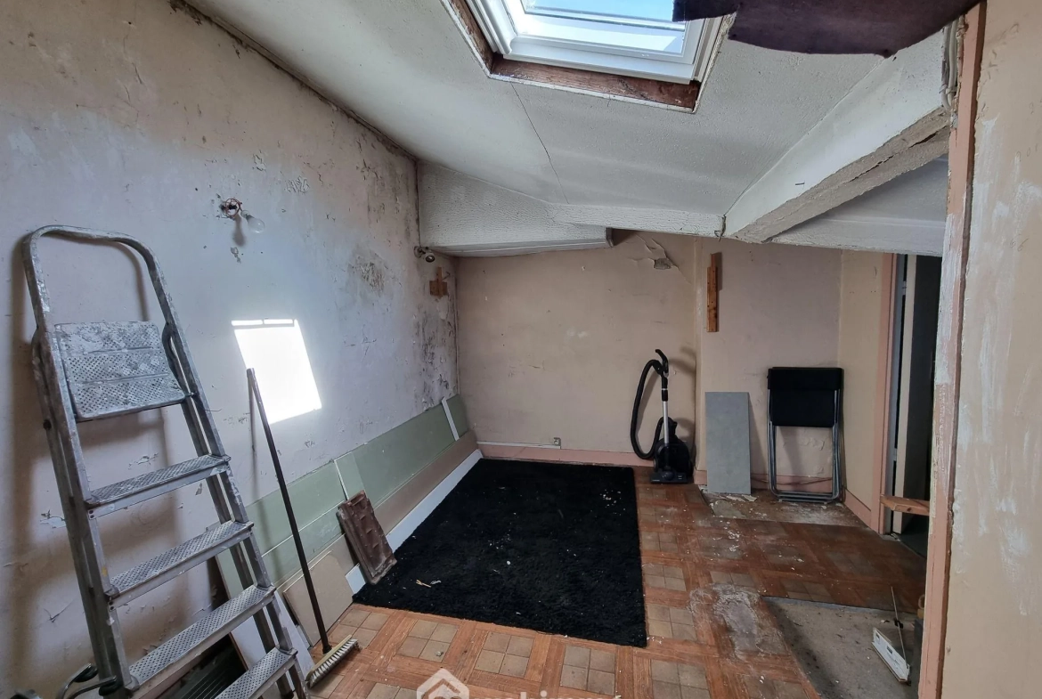 Appartement 2 pièces à vendre à Choisy-le-Roi – 21,34 m² à rénover 