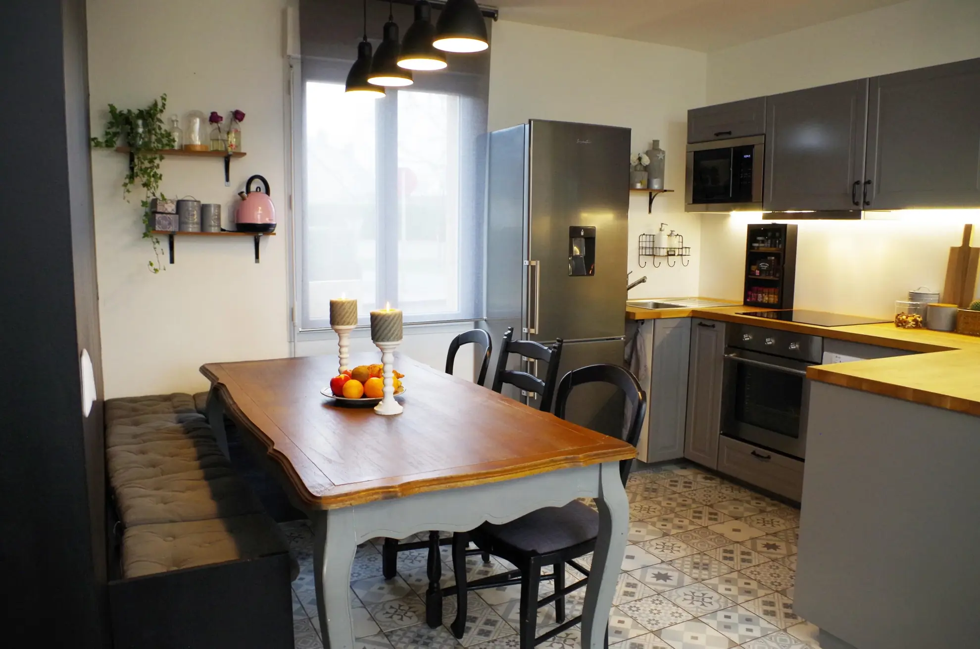 Maison neuve moderne à Saint-Germain-Lembron avec 3 chambres et faible consommation énergétique 