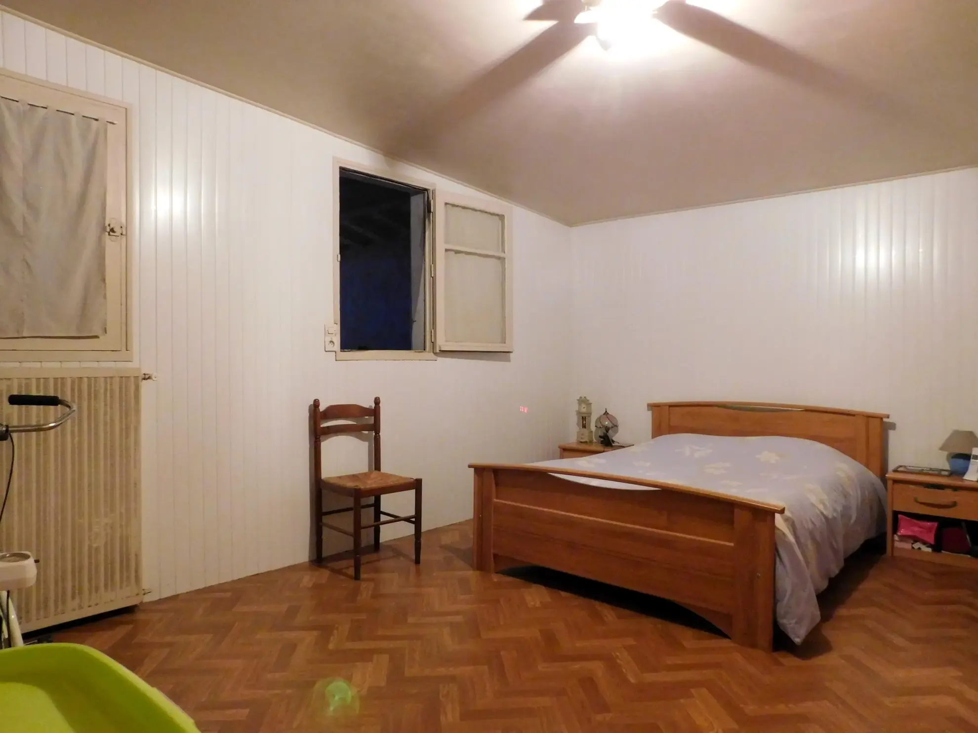 Maison de 140 m² à Chantonnay avec jardin, garage et potentiel de rénovation 
