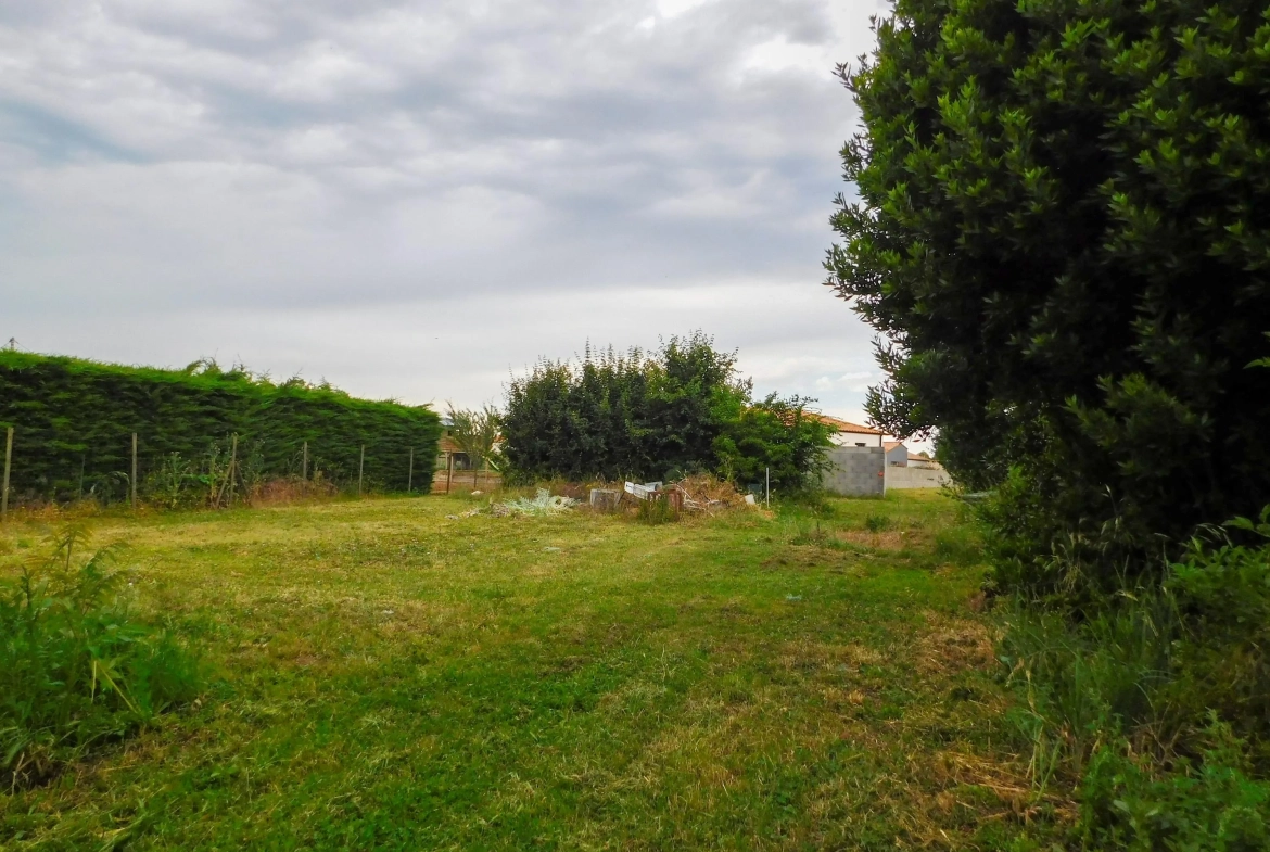 Maison de 140 m² à Chantonnay avec jardin, garage et potentiel de rénovation 