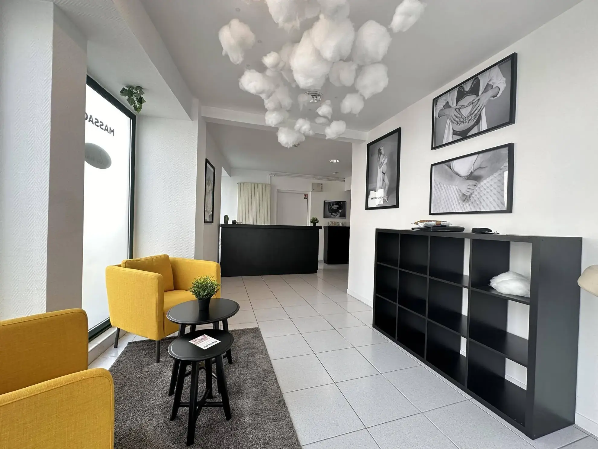 Immeuble de 214 m² avec local commercial et appartement à Bruyères-et-Montbérault 