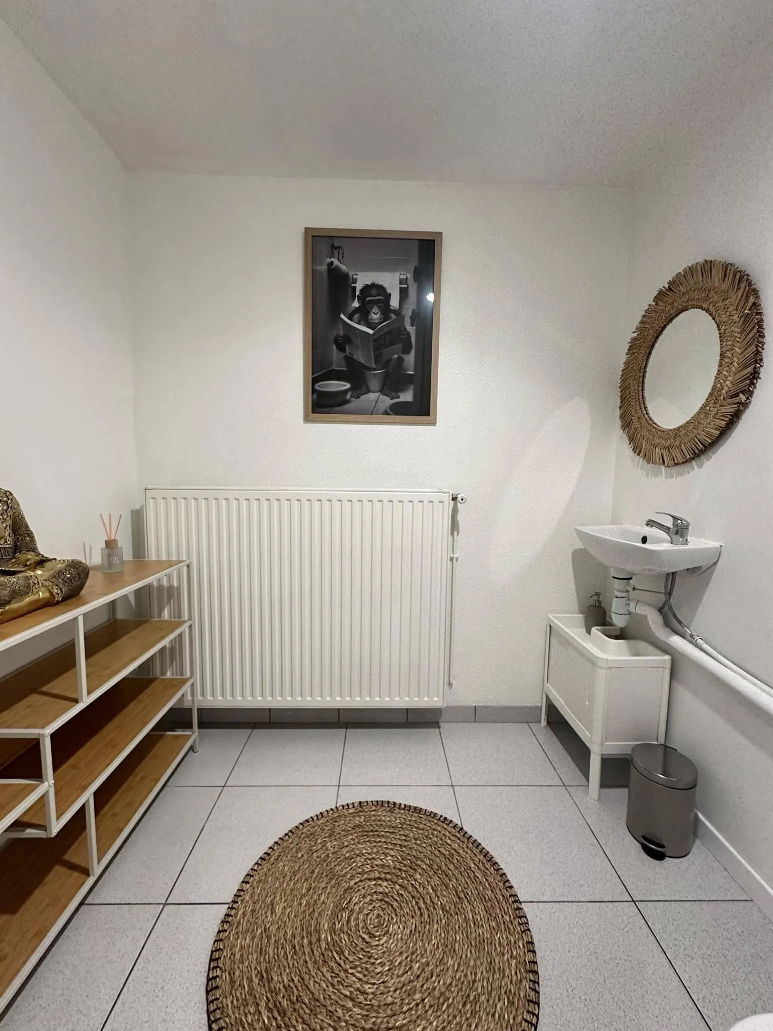 Immeuble de 214 m² avec local commercial et appartement à Bruyères-et-Montbérault 