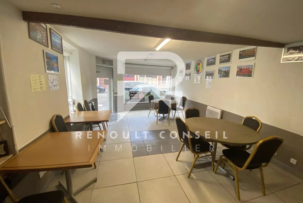 Local commercial de 42 m² à vendre à Sotteville-lès-Rouen, emplacement stratégique 