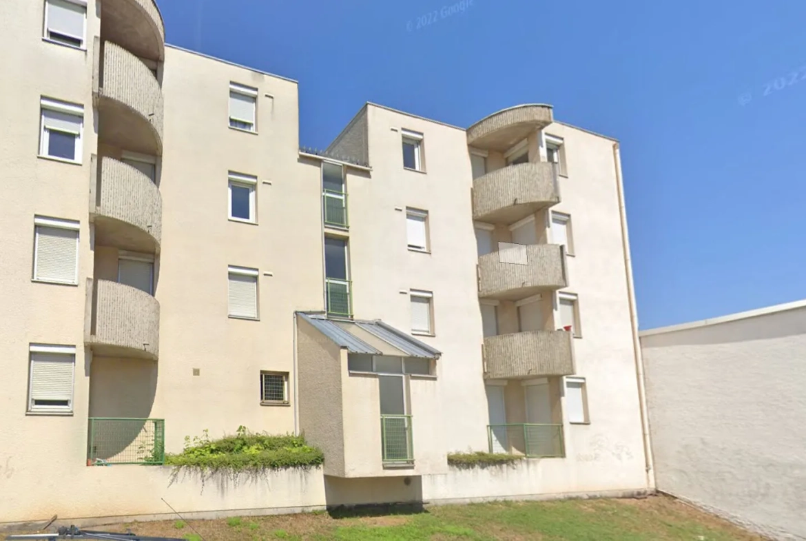Appartement T3 à Saint-Étienne avec garage, balcons et vue sur parc, secteur Bellevue 