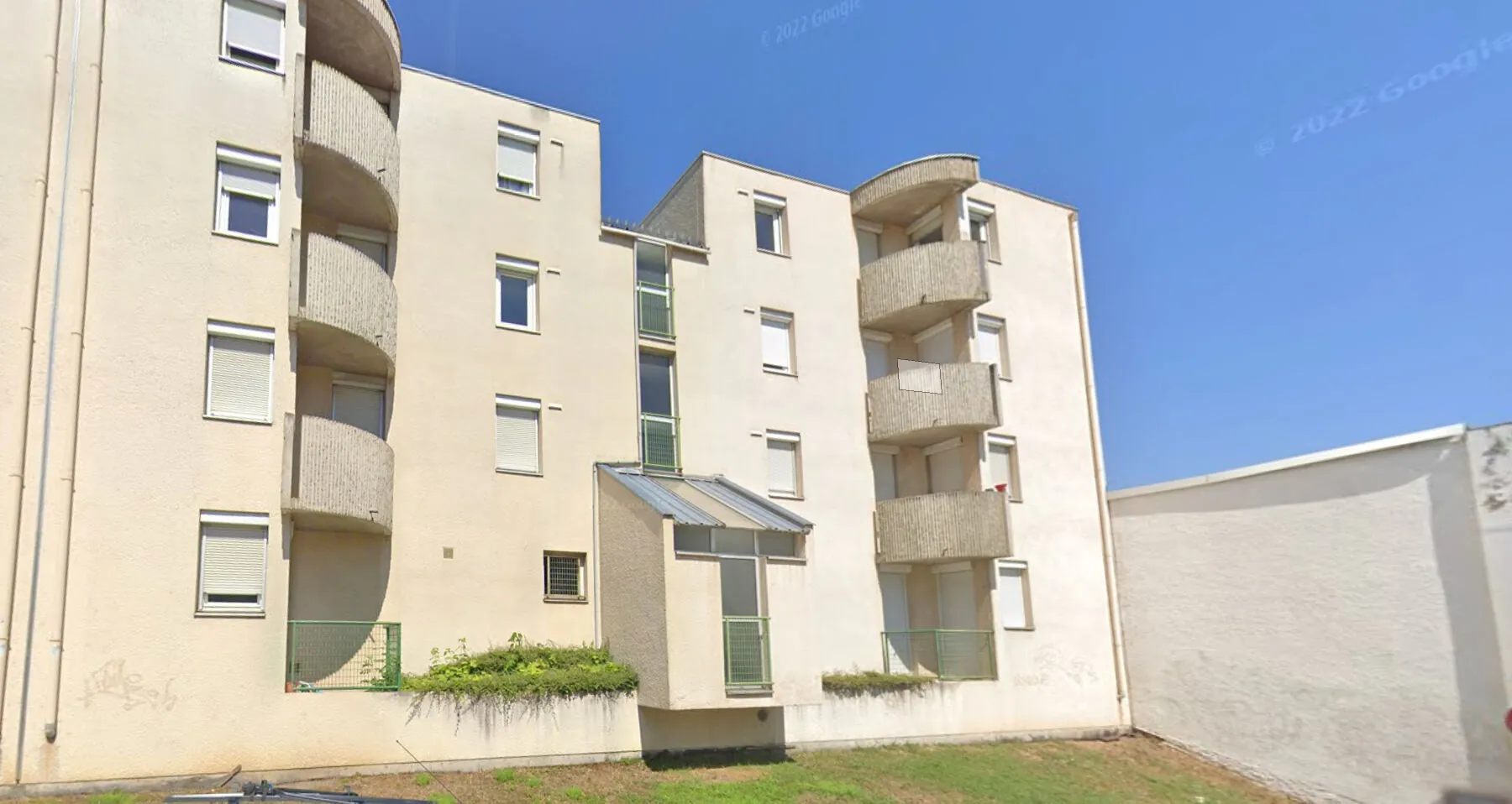 Appartement T3 à Saint-Étienne avec garage, balcons et vue sur parc, secteur Bellevue 