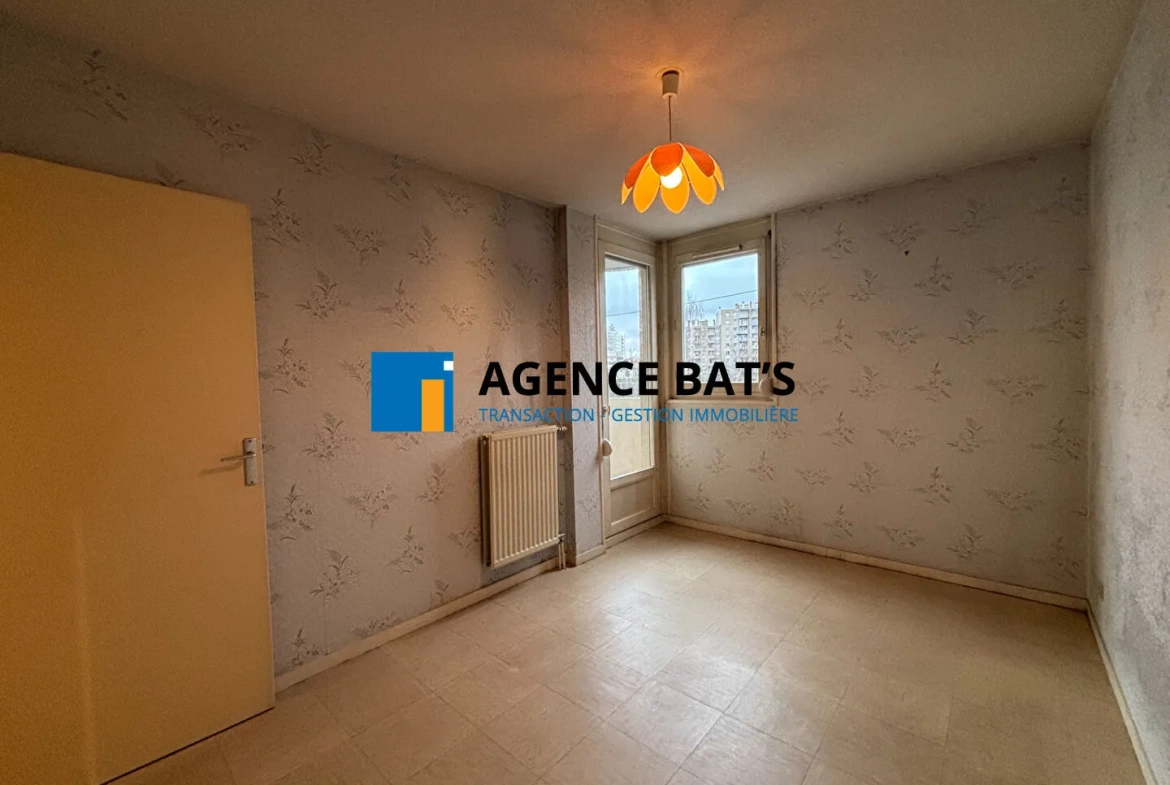 Appartement T3 à Saint-Étienne avec garage, balcons et vue sur parc, secteur Bellevue 