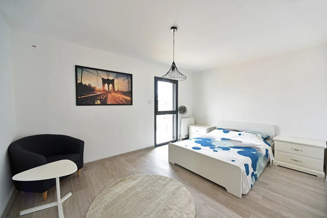 Maison neuve 2 à 3 chambres avec garage à Toulenne 