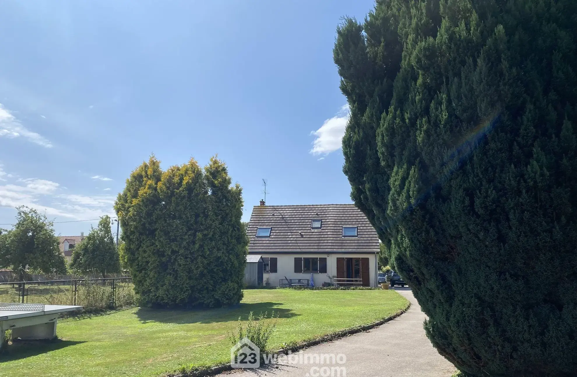 Maison individuelle de 120 m² à Ailly avec jardin et garage 