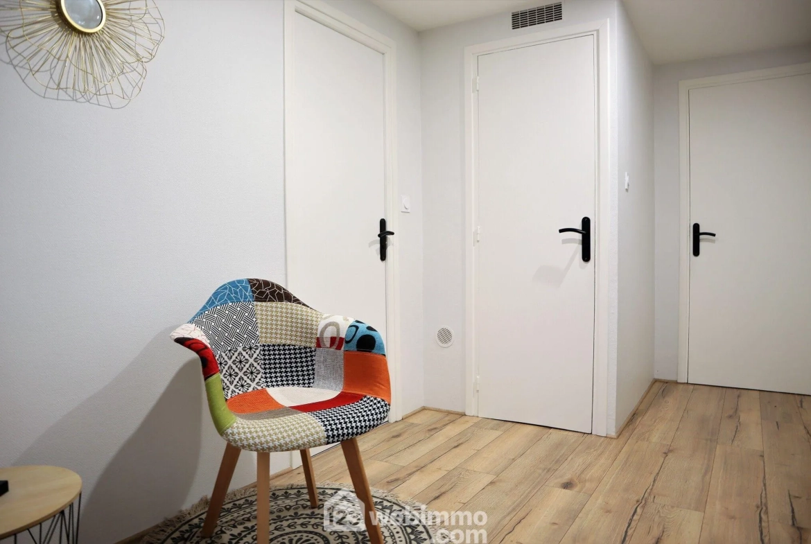 Maison familiale de 194 m² à Valdivienne, secteur Salles-en-Toulon 