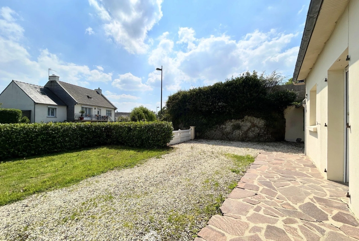 Maison de plain-pied à vendre à Ploubezre (22) - 84 m² avec garage 