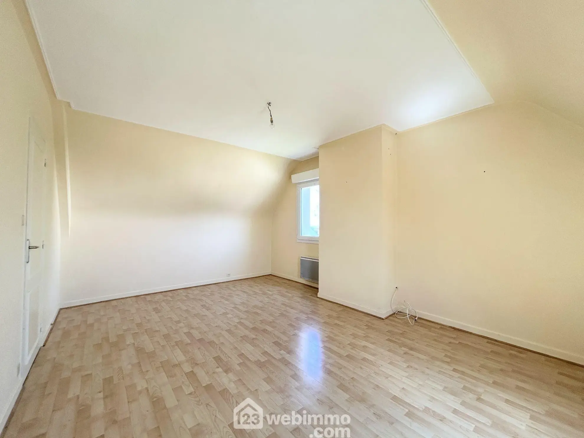 Maison de plain-pied à vendre à Ploubezre (22) - 84 m² avec garage 