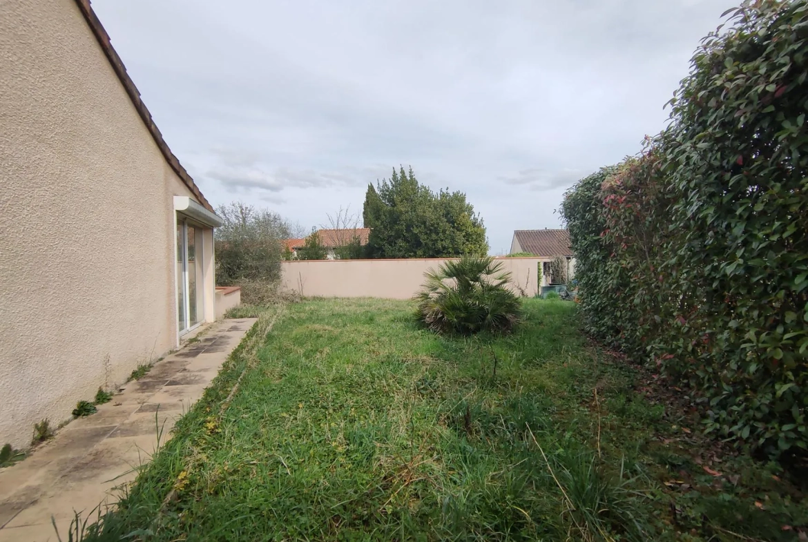Villa de plain-pied lumineuse à Marssac-sur-Tarn avec terrasse et garages 