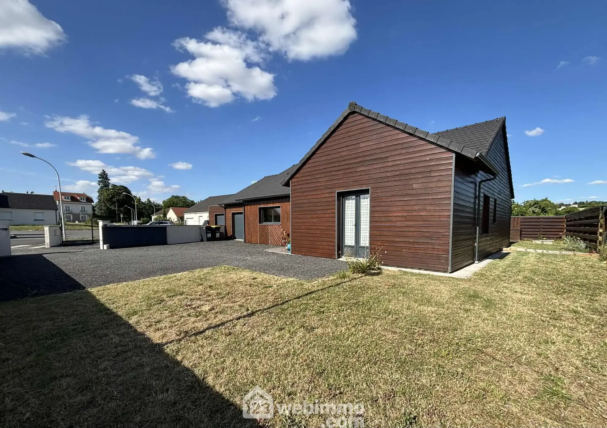 Vente maison 107 m² à Châtellerault secteur Est, proche commodités 