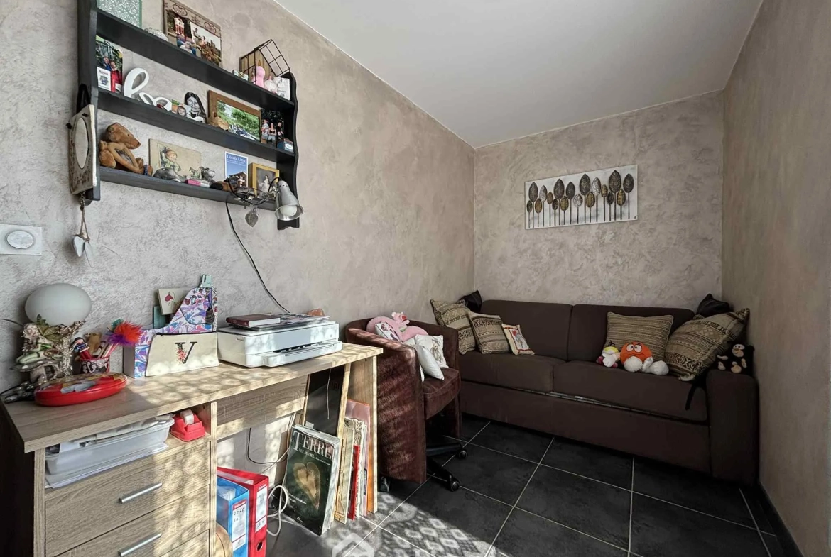 Vente maison 107 m² à Châtellerault secteur Est, proche commodités 