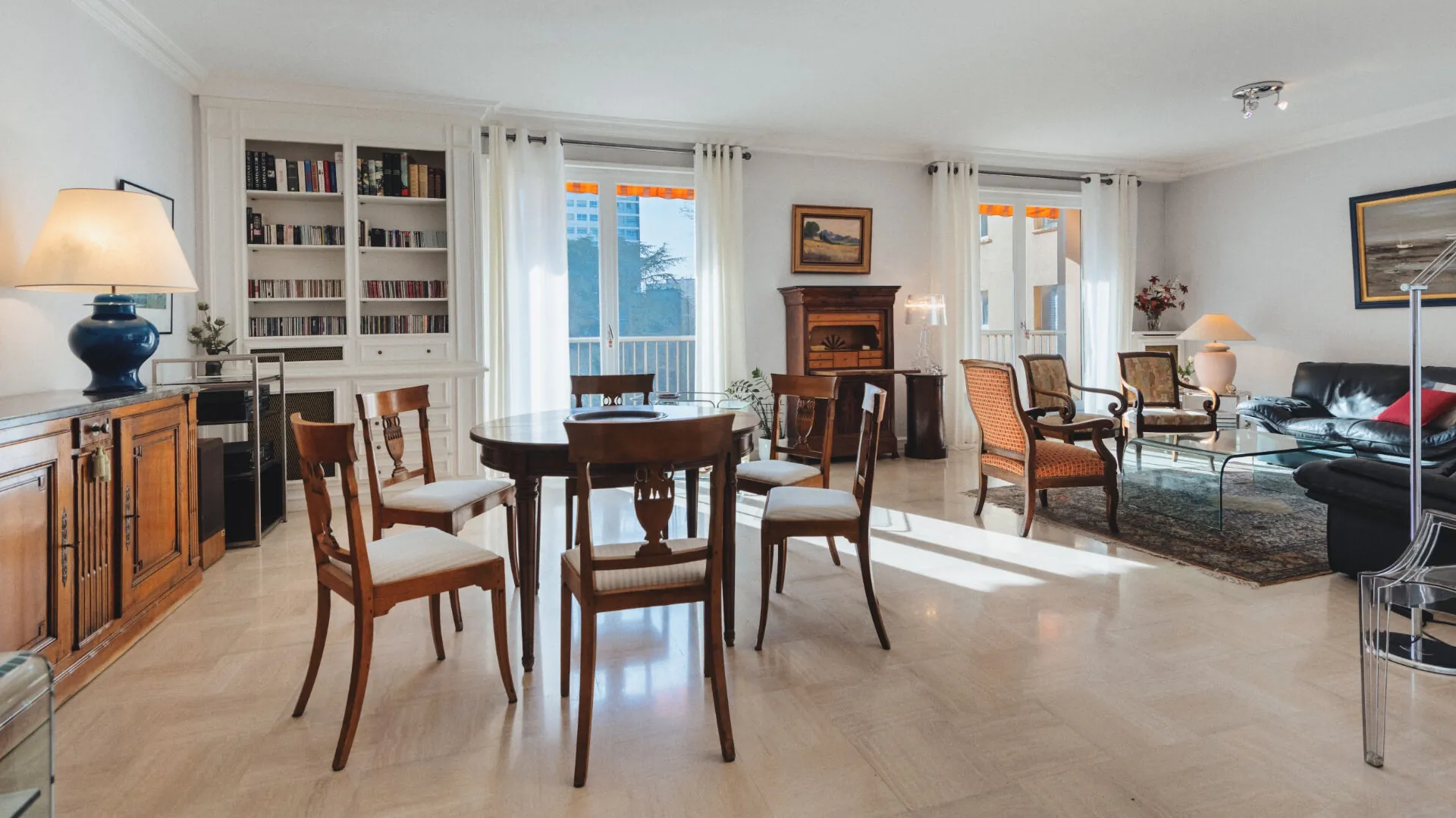 Appartement T7 à ARMEVILLE avec 4 chambres et garage - Résidence sécurisée 