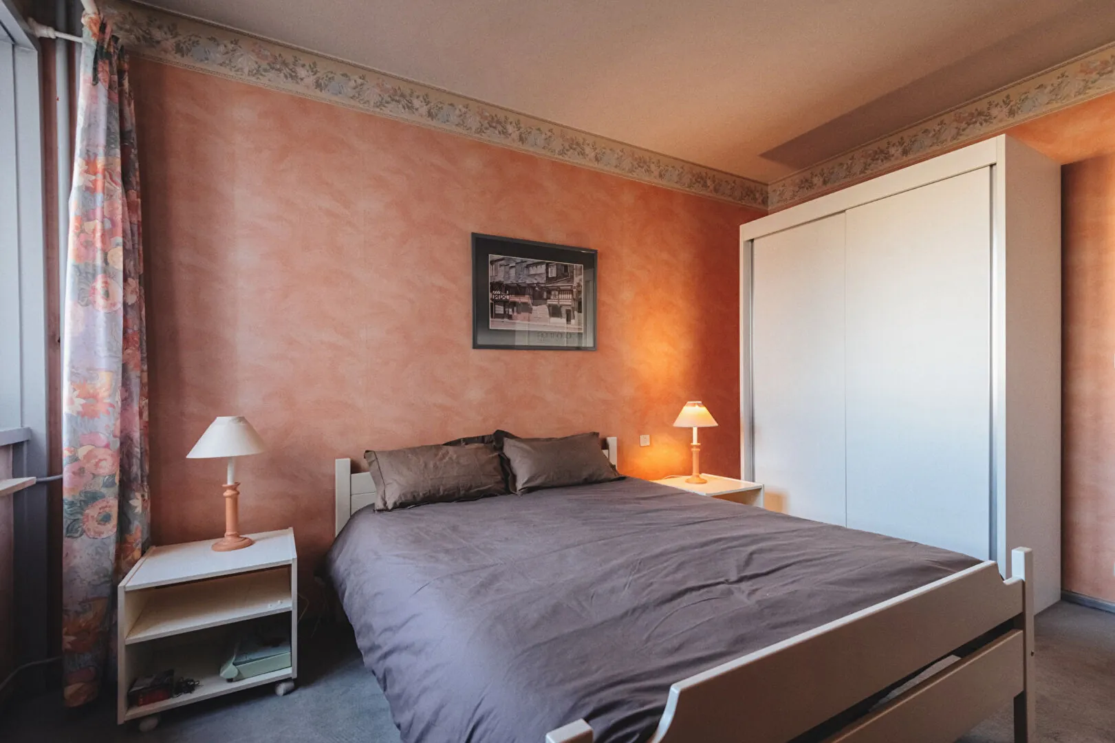 Appartement T7 à ARMEVILLE avec 4 chambres et garage - Résidence sécurisée 