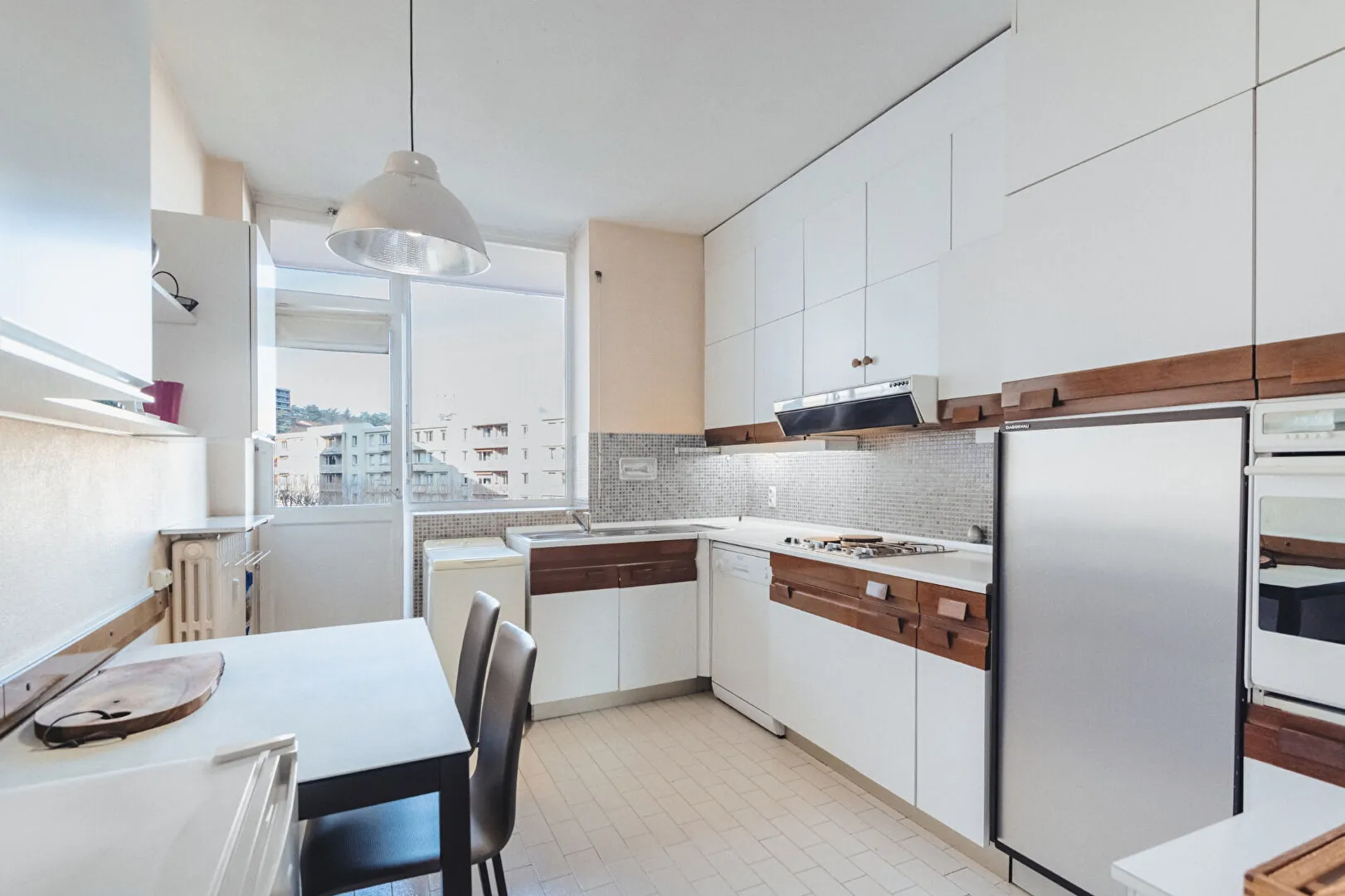 Appartement T7 à ARMEVILLE avec 4 chambres et garage - Résidence sécurisée 