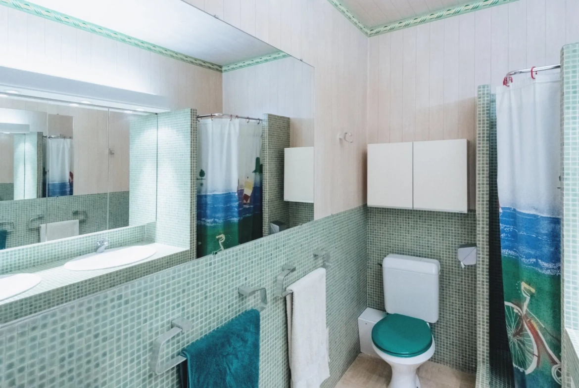 Appartement T7 à ARMEVILLE avec 4 chambres et garage - Résidence sécurisée 