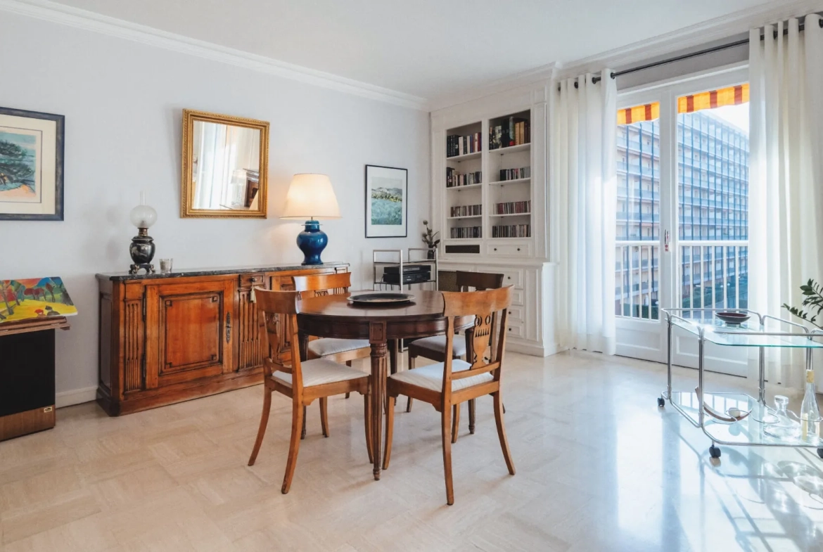 Appartement T7 à ARMEVILLE avec 4 chambres et garage - Résidence sécurisée 