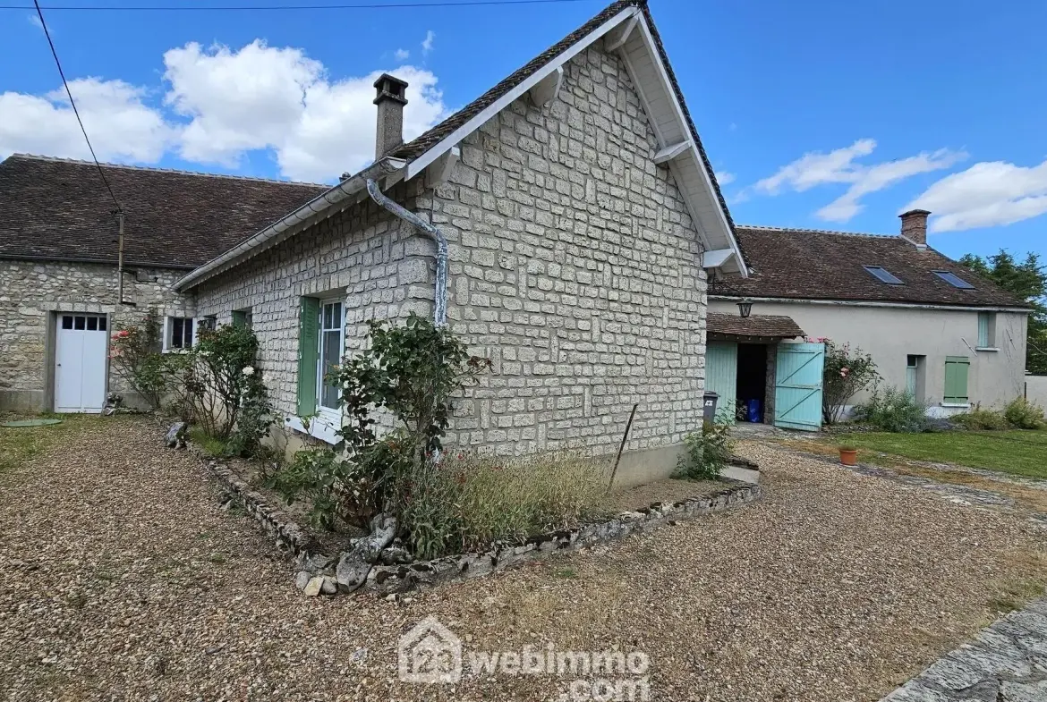 Charmante longère de 106 m² en lisière de forêt avec dépendances et jardin clos 