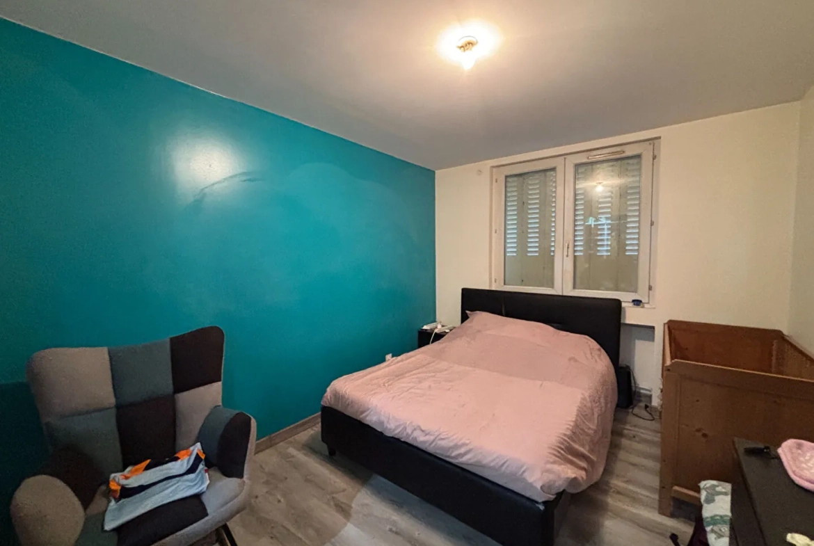 A vendre appartement T3 à Saint Jean Bonnefonds avec travaux prévus 