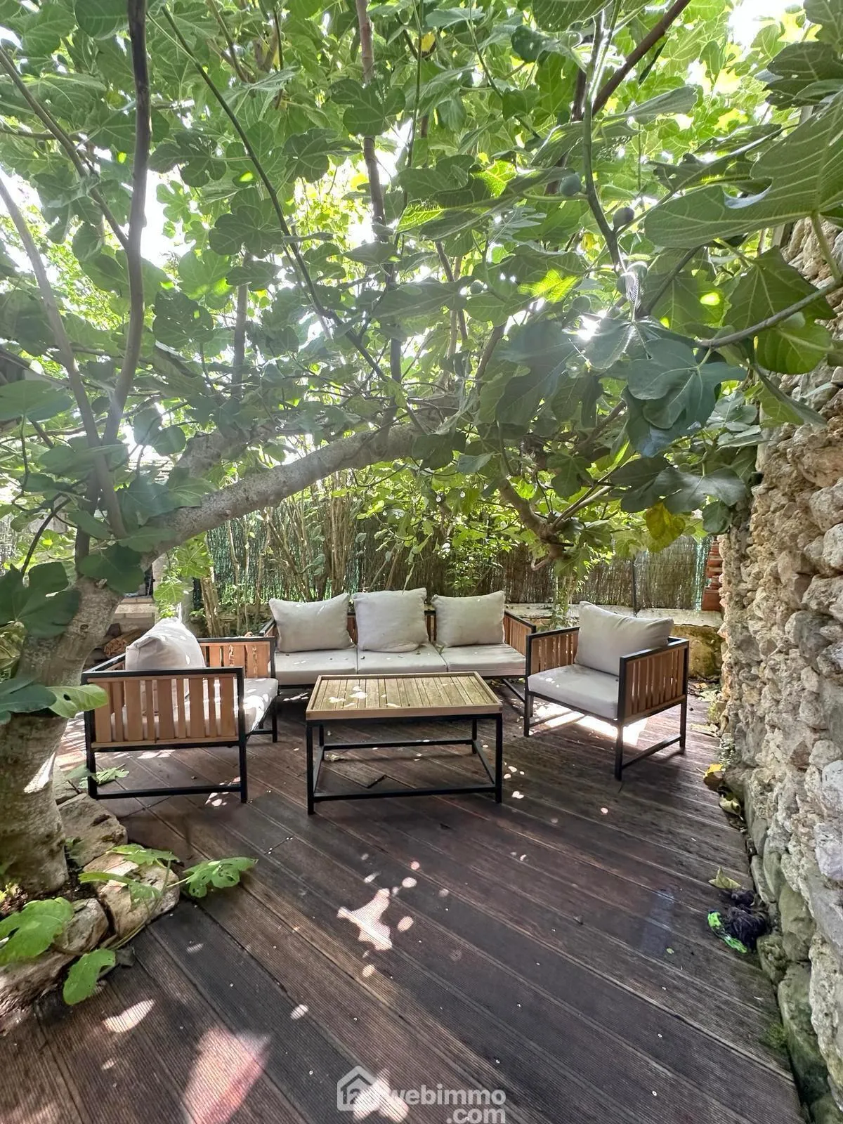 Maison en pierre de 76 m² à Milly-la-Forêt, cadre paisible et chaleureux 