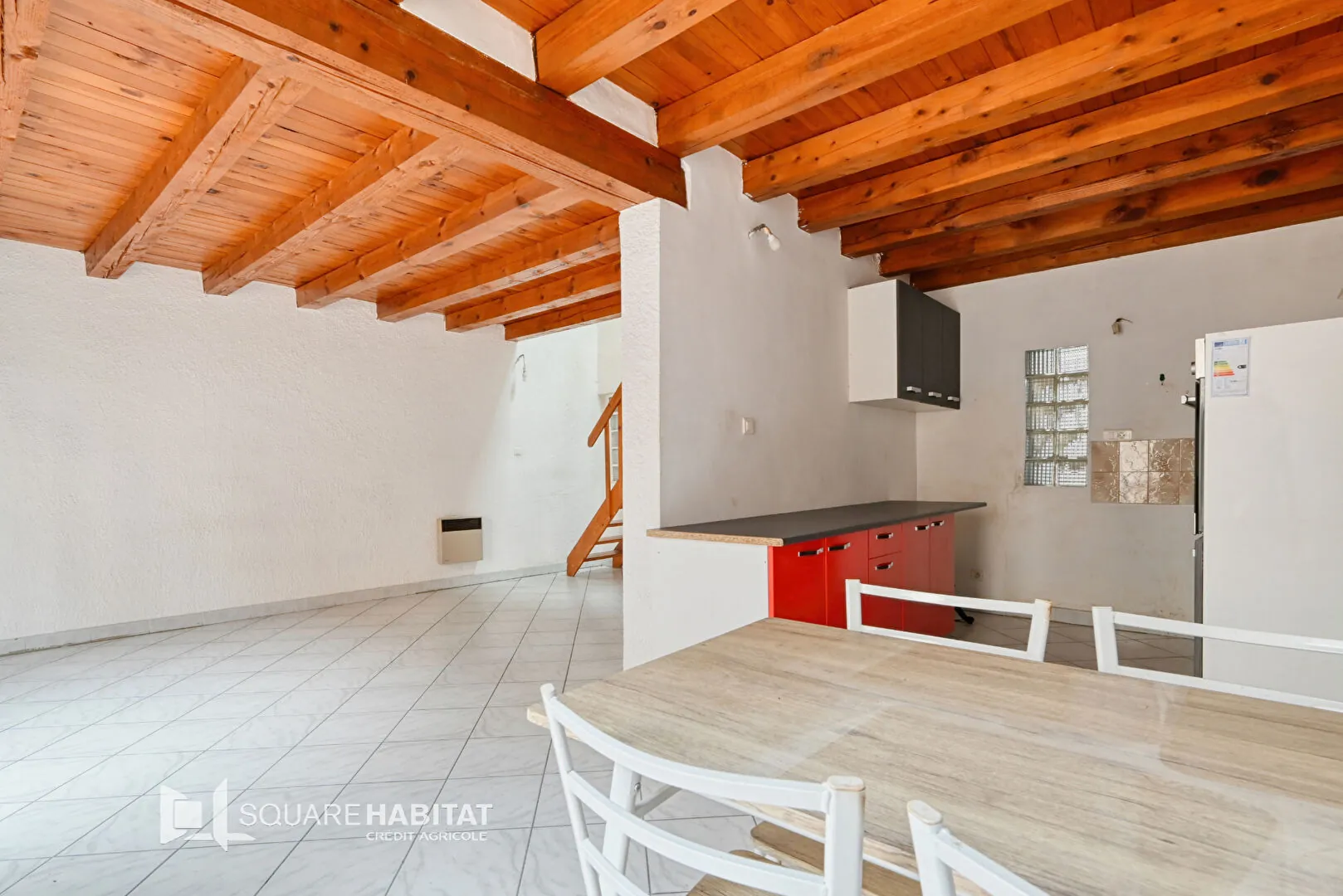 Maison individuelle calme à Marseille 13015 avec terrasse et potentiel d'investissement 