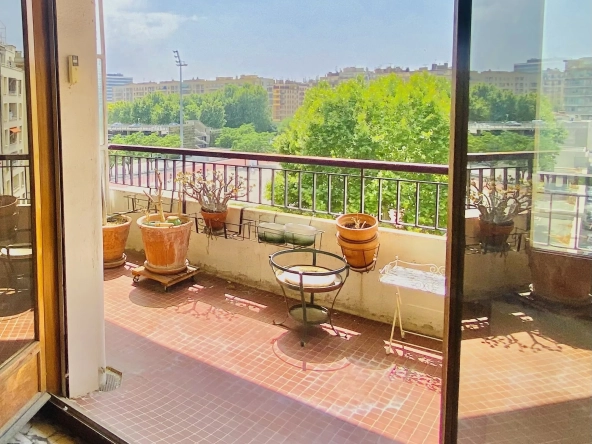 Appartement 3/4 spacieux avec terrasse à Marseille 4e, proche commodités