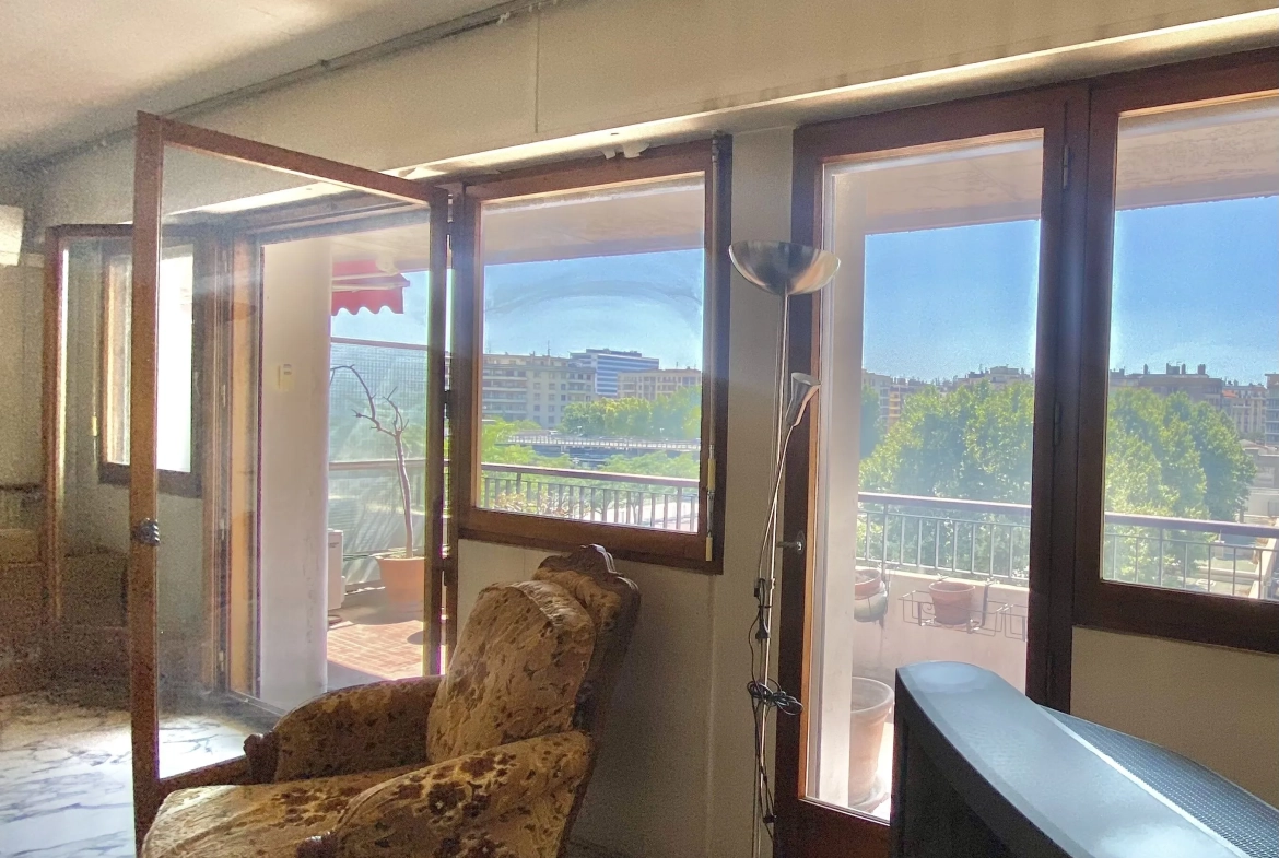Appartement 3/4 spacieux avec terrasse à Marseille 4e, proche commodités 