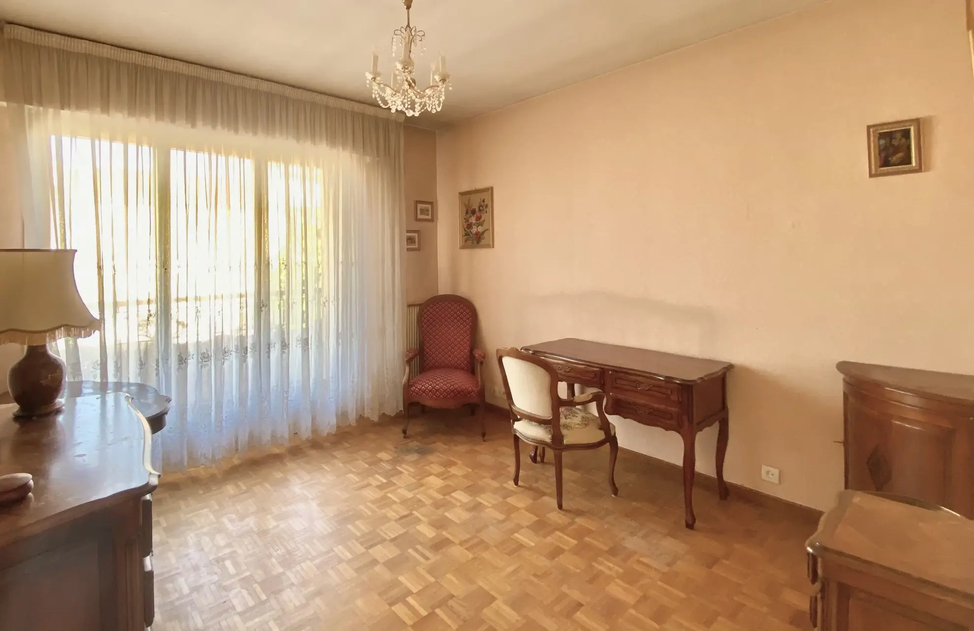 Appartement 3/4 spacieux avec terrasse à Marseille 4e, proche commodités 