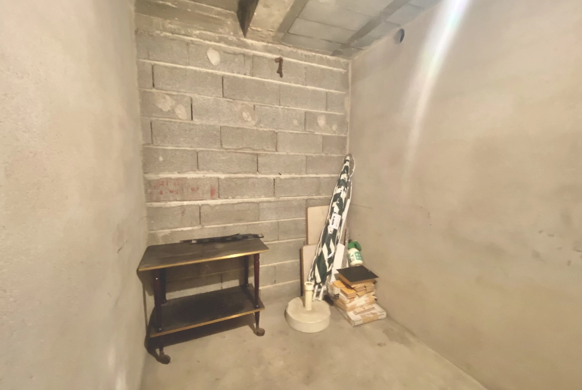 Appartement 3/4 spacieux avec terrasse à Marseille 4e, proche commodités 